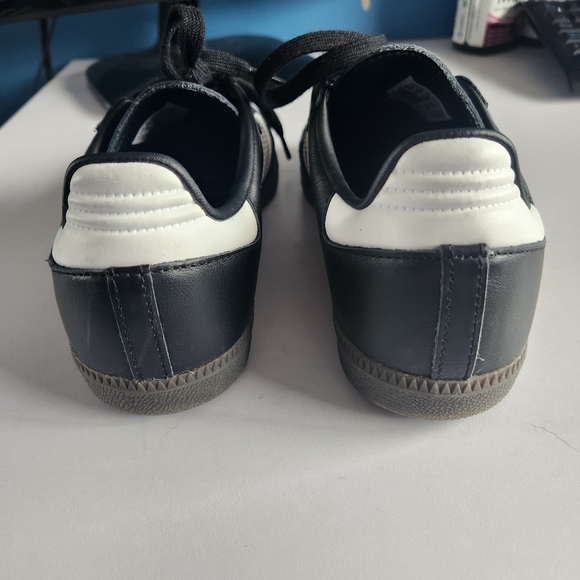 Black Adidas Samba 6.5 - Picture 3 of 6